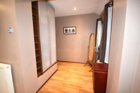 DRESSING AREA