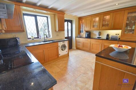 KITCHEN/BREAKFAST ROOM