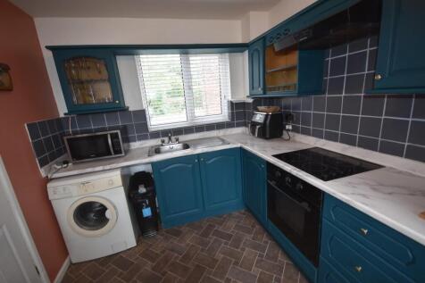 BREAKFAST/KITCHEN