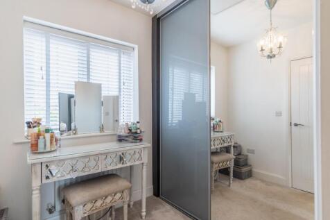 DRESSING AREA
