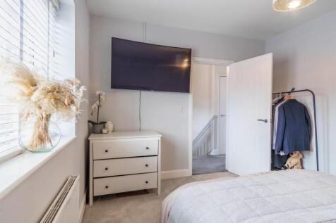 BEDROOM FIVE