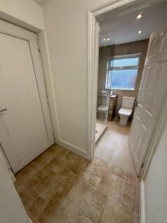 REAR HALLWAY