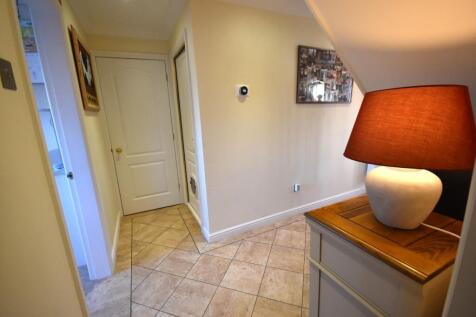 THROUGH ENTRANCE HALL