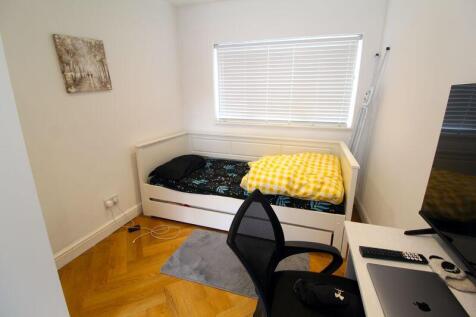 Studio Unit