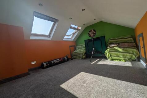 Attic Bedroom 2.jpg