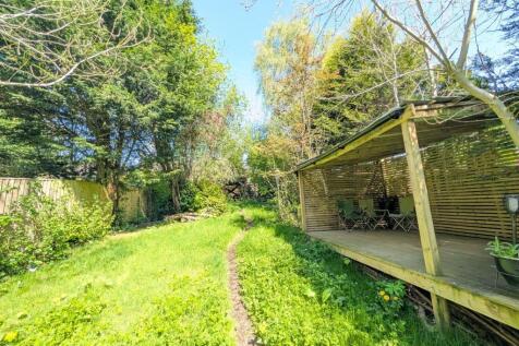 Back Garden 10.jpg