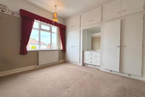 3clough111.jpg