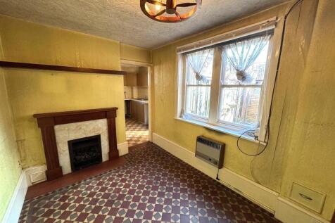 diningroom.jpg