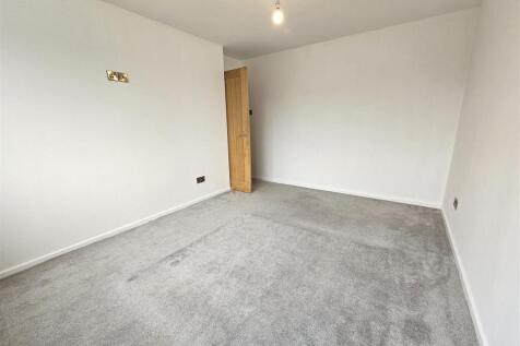 Bedroom 3.jpg