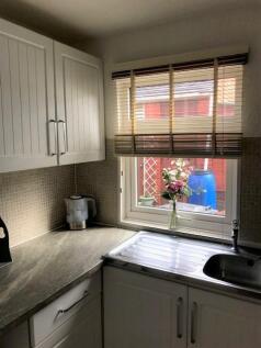 KITCHEN 3.jpg