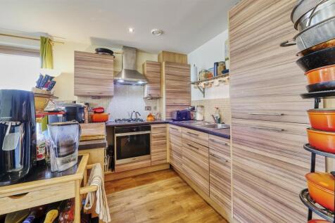 -311 Dalgin Place-19_HDR-06.jpg