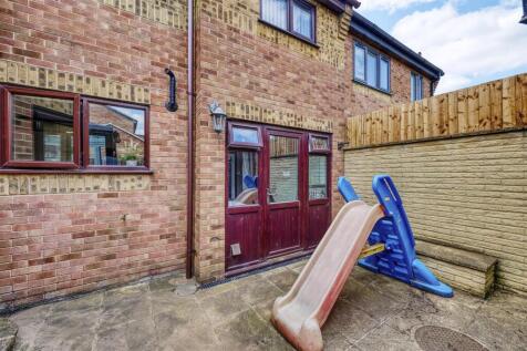 -39 Defurness Drive Raunds-56_HDR-12.jpg