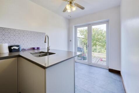-70 Hall Avenue Rushden-51_HDR-10.jpg