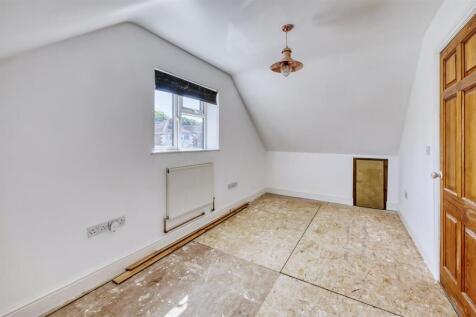 -70 Hall Avenue Rushden-11_HDR-02.jpg