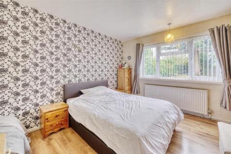 44 Russell Way Higham-3.jpg