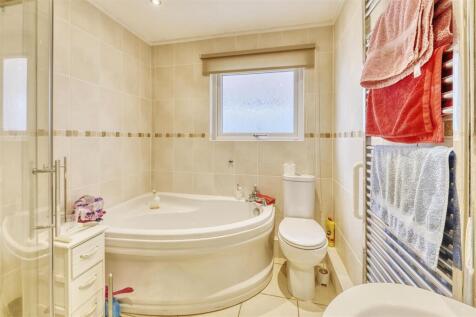 44 Russell Way Higham-6.jpg