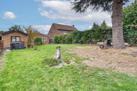 44 Russell Way Higham-13.jpg