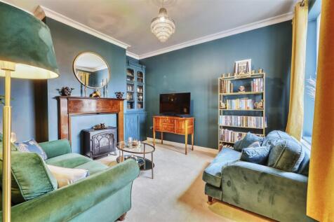 55 Higham Rd Rushden-31.jpg