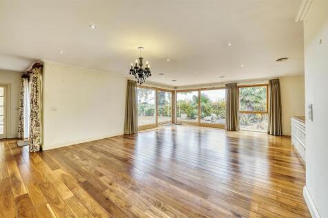 Tollbar Rd Islip-30.jpg