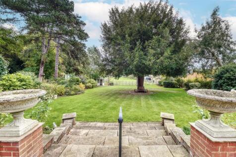 Tollbar Rd Islip-15.jpg