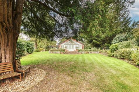 Tollbar Rd Islip-13.jpg