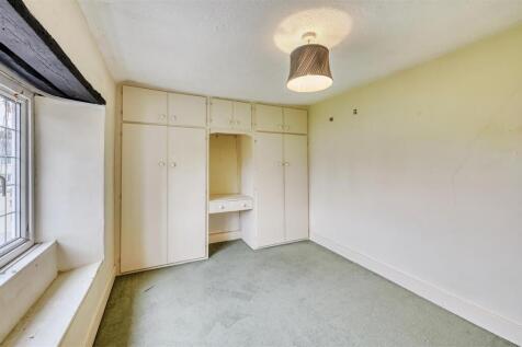 5 the Green Woodlford-1.jpg