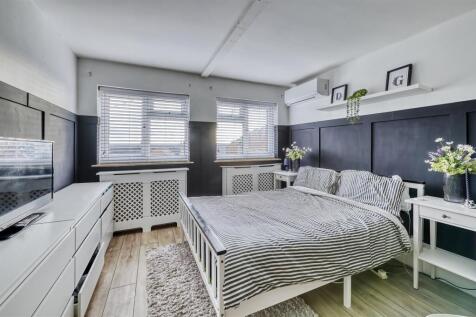 21 College St HF -808.jpg