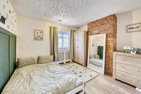 21 College St HF -805.jpg