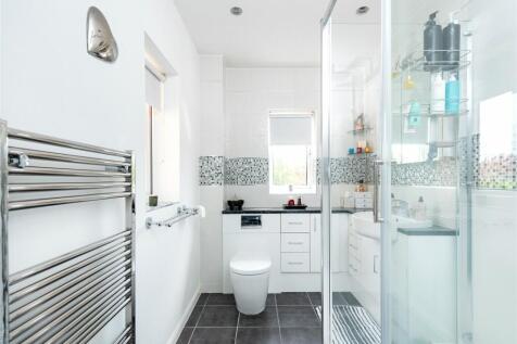 En Suite Shower Room