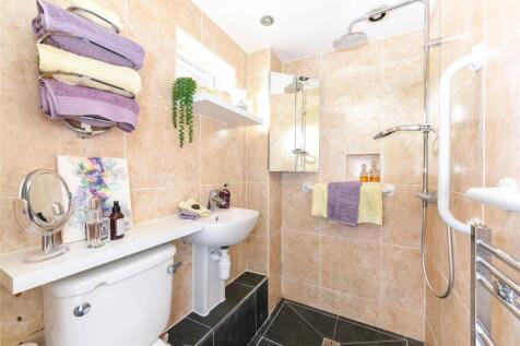 Annexe Cloakroom