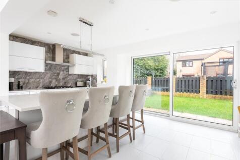 Kitchen/Dining Rm