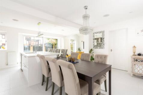 Kitchen/Dining Rm