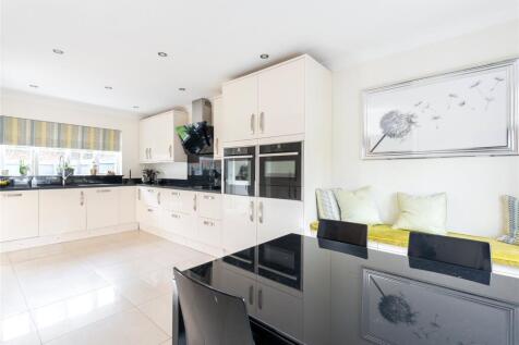 Kitchen/Breakfast Rm