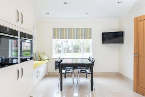 Kitchen/Breakfast Rm