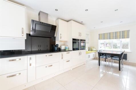 Kitchen/Breakfast Rm