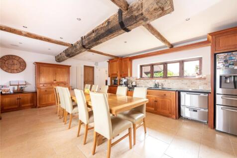 Kitchen/Dining Rm