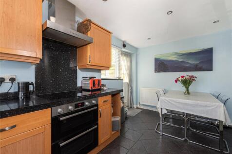 Kitchen/Breakfast Rm