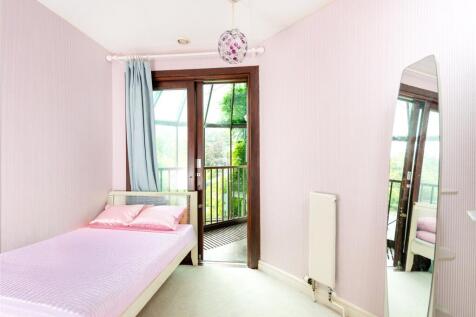 Bedroomthree