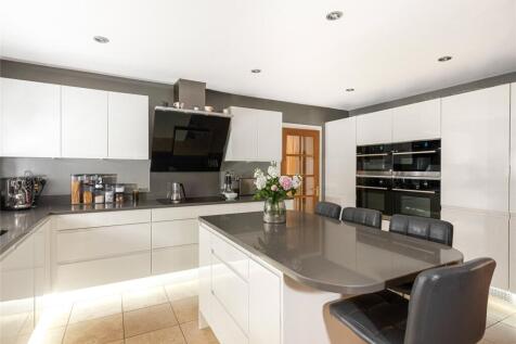 Kitchen/Breakfast Rm