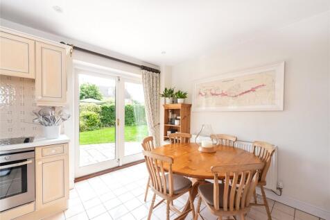 Kitchen/Breakfast Rm