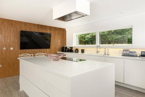 Kitchen/Din/Sitt Rm