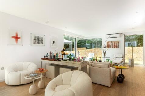Kitchen/Din/Sitt Rm