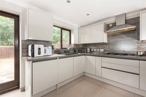 Kitchen/Dining Rm