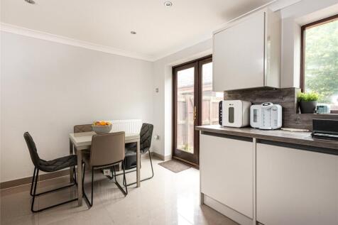 Kitchen/Dinign Rm