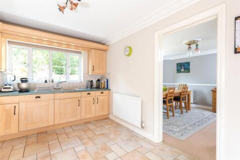 Kitchen/Breakfast Rm