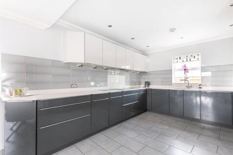 Kitchen/Breakfast Rm