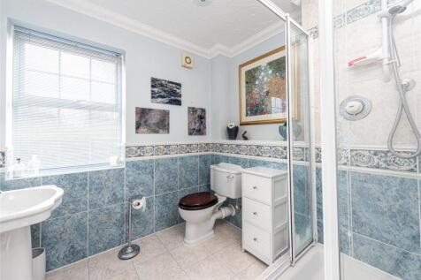 Bed Two En Suite