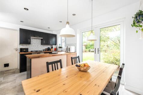 Kitchen/Dining Rm