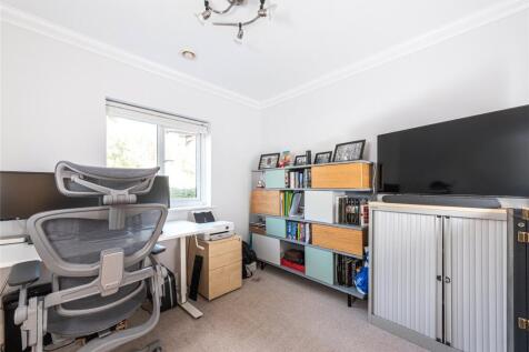 Bed 5/Office