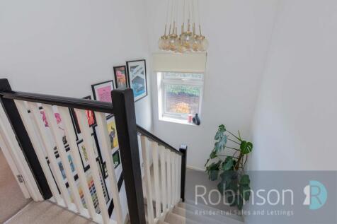 25 Purssell Close-15